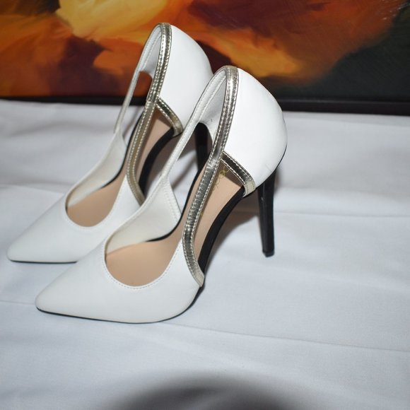 Isabella Color block Cutout Pump - Picture 4 of 8